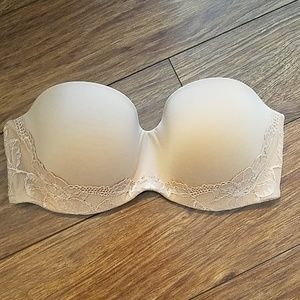 Victoria's Secret strapless bra, 32D